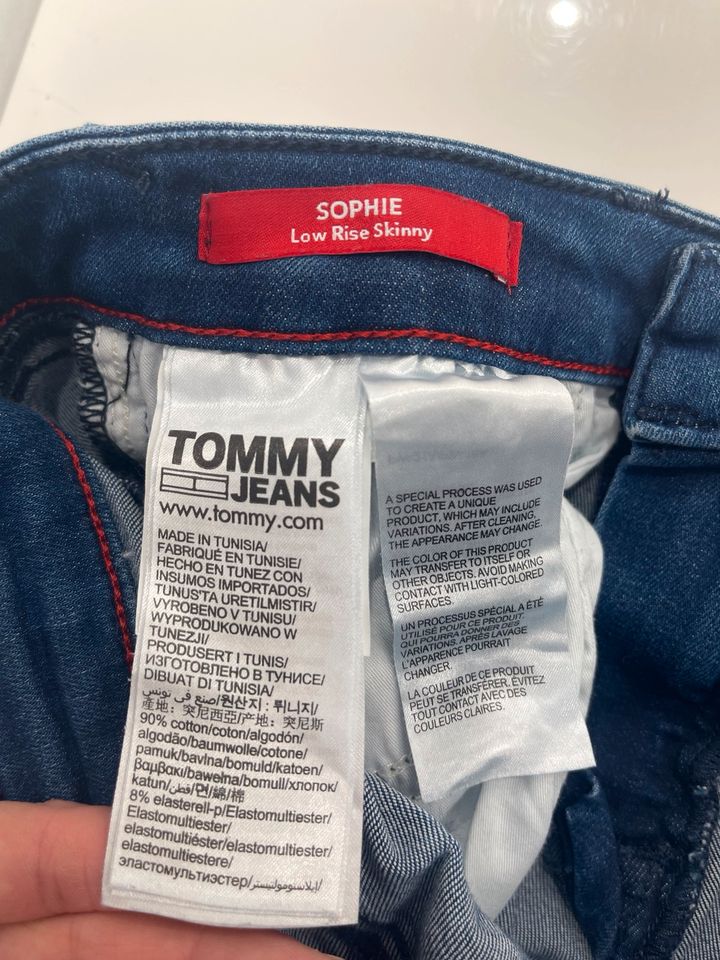 Tolle Jeans Sophie von Tommy in Gr 26/30 NEU!⭐️ in Neuss