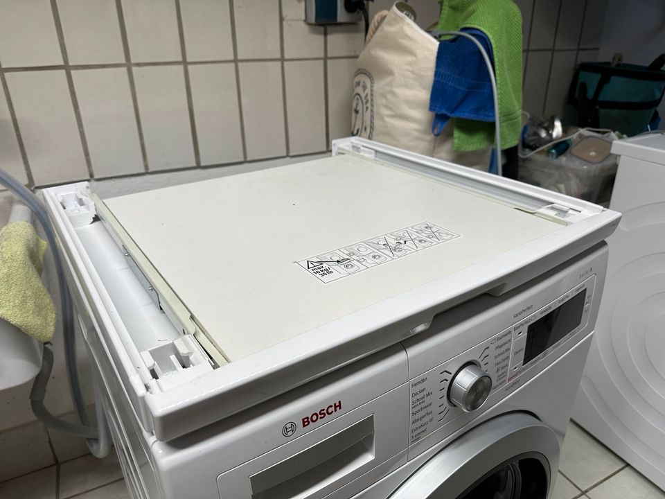 Bosch Verbindungssatz Zwischenbaurahmen Waschmaschine Trockner in Frankfurt am Main