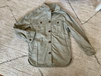 Neuw. Jeanshemd Jacke, Overshirt von H&M in Größe 122 Kiel - Mitte Vorschau