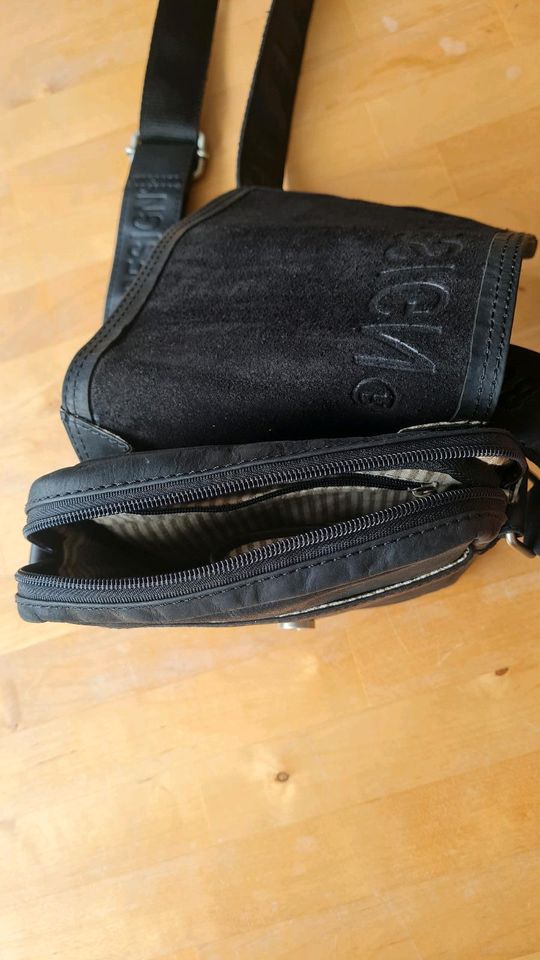 Handtasche echtes Leder schwarz BEAR DESIGN **WIE NEU ** in Dinslaken