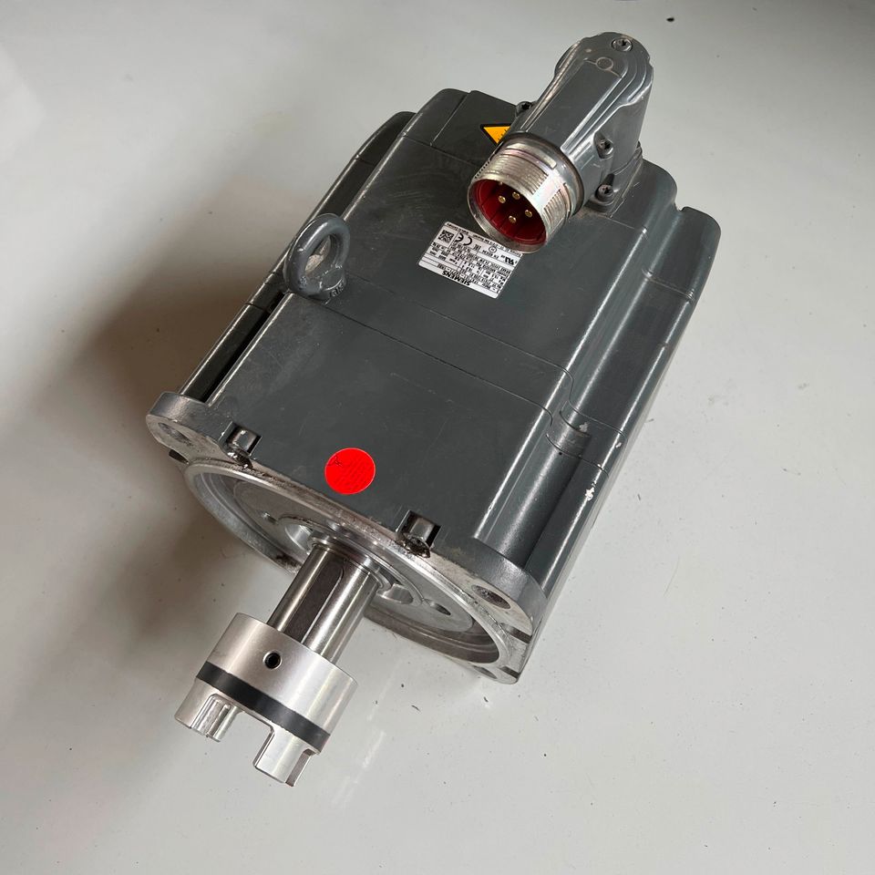 SIEMENS - 1FK7101-2AF71-1RB0 Servomotor Motor in Ennepetal