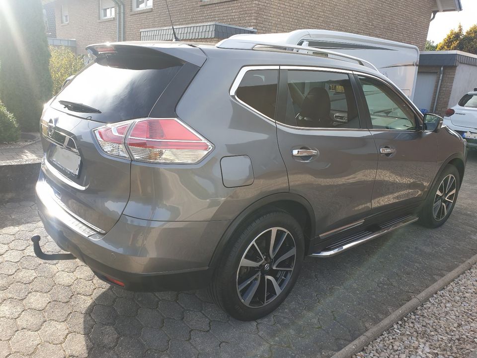 Nissan X-Trail TEKNA 1.6 DIG-T TEKNA in Mechernich