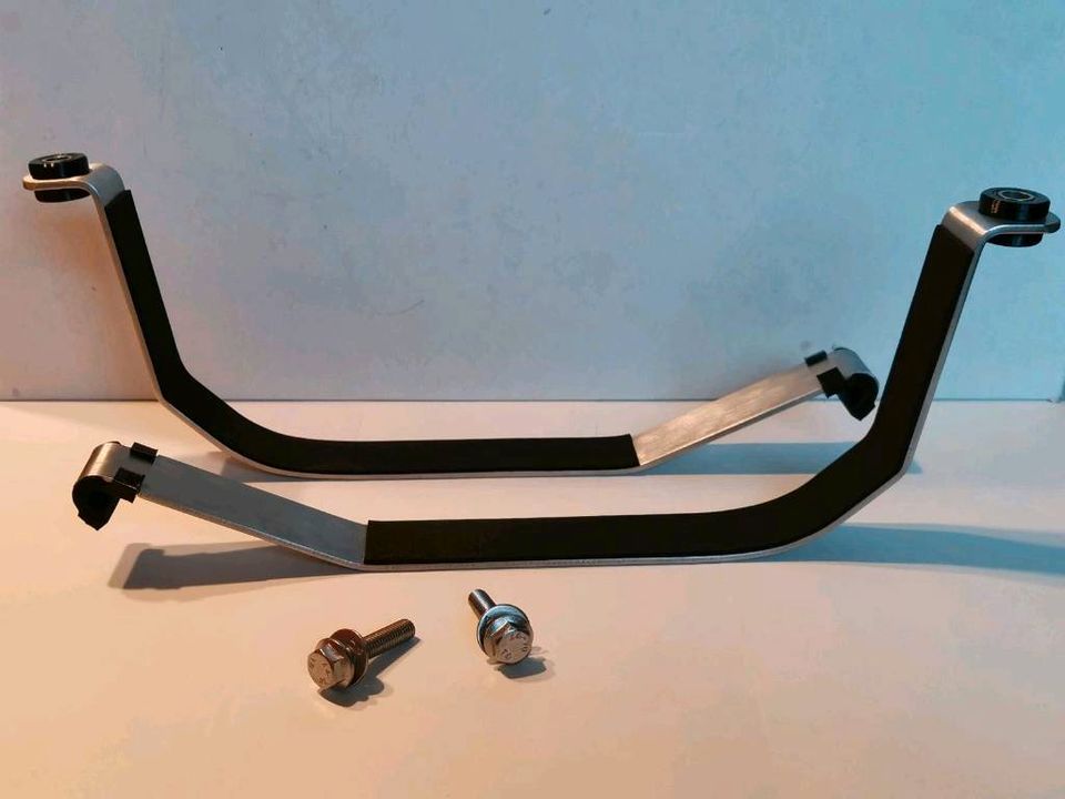 Bmw E36 Compact Spannband Tankband Satz in Oberviechtach