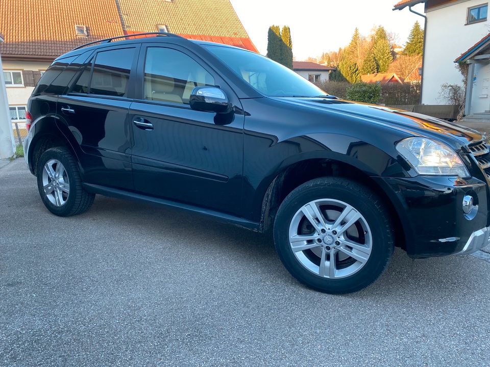 Mercedes-Benz ML280 AMG-Paket Facelift Standhzg in Lindenberg im Allgäu