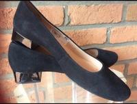 UNISA Pumps* ECHTES Wildleder* Gr. 41* NP-100€ Nordrhein-Westfalen - Brühl Vorschau