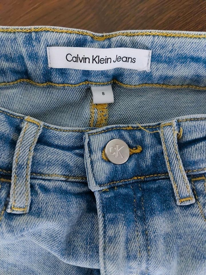 Calvin Klein Jeans Gr. 122/128 wie neu in Wachtendonk