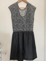 Esprit Kleid XS Spitze Sommerkleid Blumen Tunika Oberteil Outfit Berlin - Wilmersdorf Vorschau