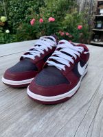 Nike Dunk Low Beetrot Größe 42 Nordrhein-Westfalen - Rheinbach Vorschau