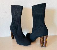 LOUIS VUITTON SILHOUETTE ANKLE BOOT IN SCHWARZ Größe 37 Nordrhein-Westfalen - Enger Vorschau