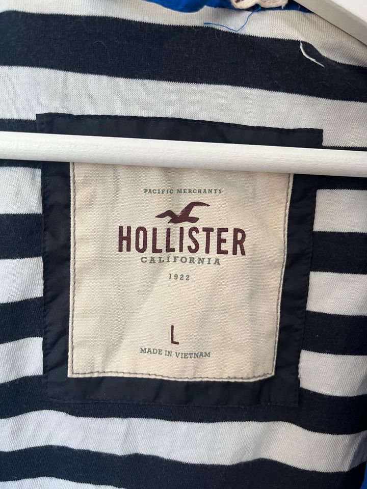 Hollister Jacke blau Gr. L in Leipzig