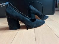 ASOS Design Schuhe mit Blockabsatz Absatzschuhe Pumps schwarz NEU Hessen - Wiesbaden Vorschau