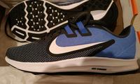 *** NEU OVP Laufschuhe Sportschuhe NIKE EUR40, US8.5 *** Bayern - Vilsbiburg Vorschau