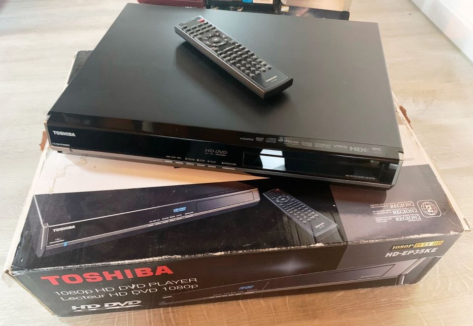 HD DVD Player von Toshiba und ca. 220 Filme in Willich