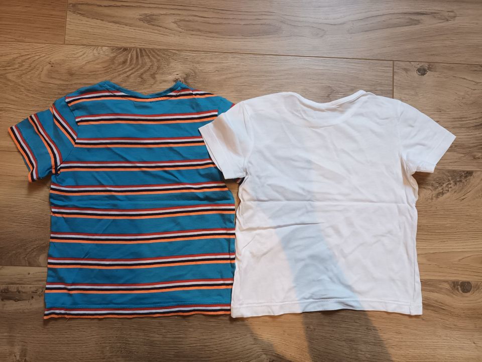 s.Oliver zwei T-Shirts für Jungen in Größe 104 110 in Merenberg