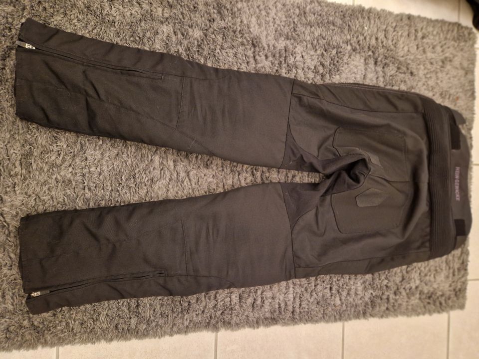 Motorradhose + Motorradjacke Gr. 48/50 in Wettenberg