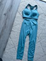 Gymshark Sportleggings 7/8 hellblau Größe S Niedersachsen - Oldenburg Vorschau