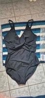 Neu Bonprix Shape Badeanzug Gr. 44 schwarz Shaping Niedersachsen - Sarstedt Vorschau