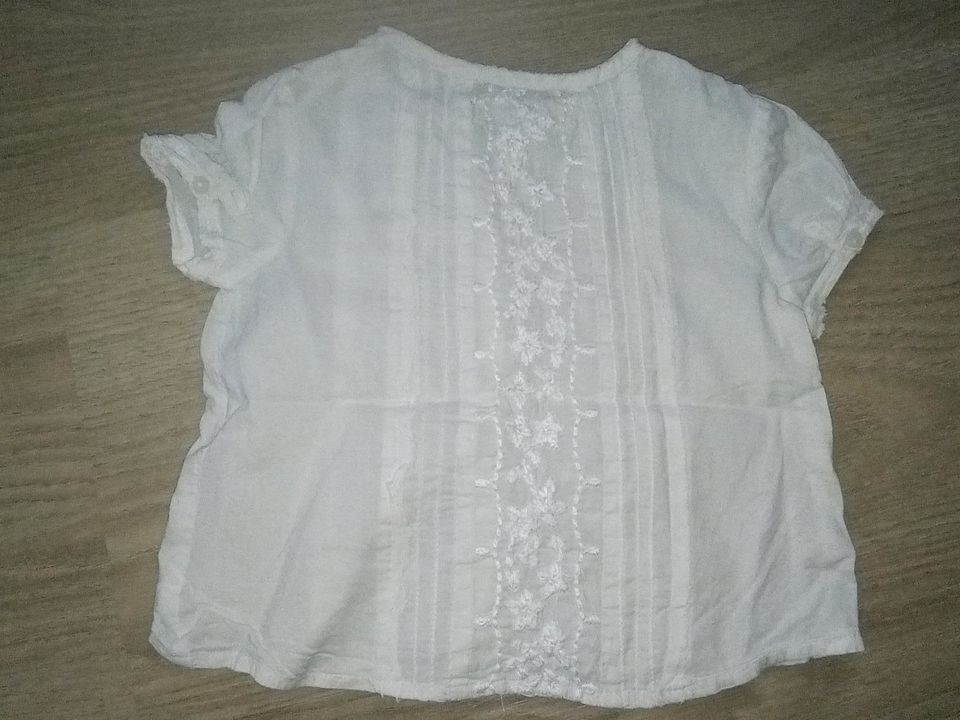 Weiße Kurzarm Bluse mit Spitze - Zara - Größe 74 in Wolpertswende