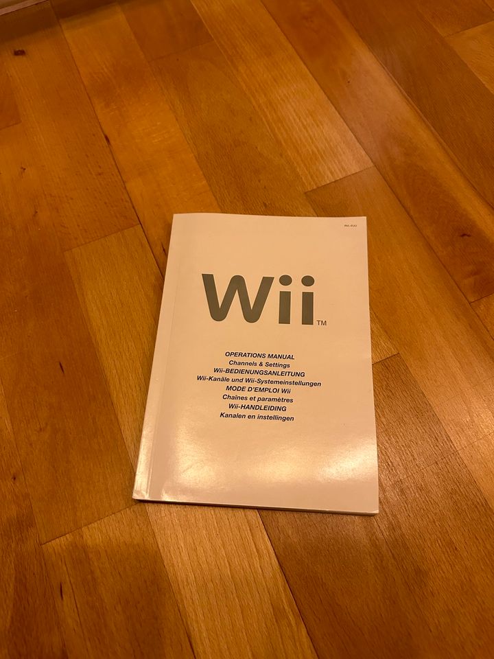 Nintendo Wii Anleitung Handbuch Remote Nunchuk Kurzanleitung 2007 in Raesfeld