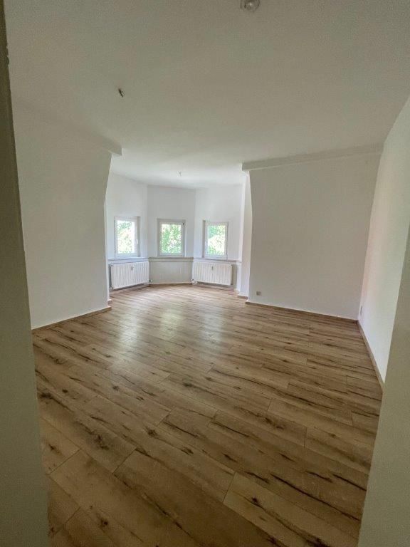2 Raum Wohnung - EBK möglich in Zwickau