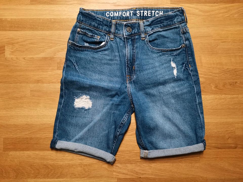 Jeans - Shorts / kurze Hosen Gr.152 in Meiningen