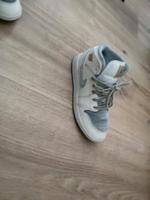 Air Jordan 1 Mid Velvet Toe (GS) größe : 39  EU Hessen - Wetzlar Vorschau