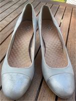 Caprice Pumps beige Silber Leder Gr 40 neuwertig Nordrhein-Westfalen - Haltern am See Vorschau