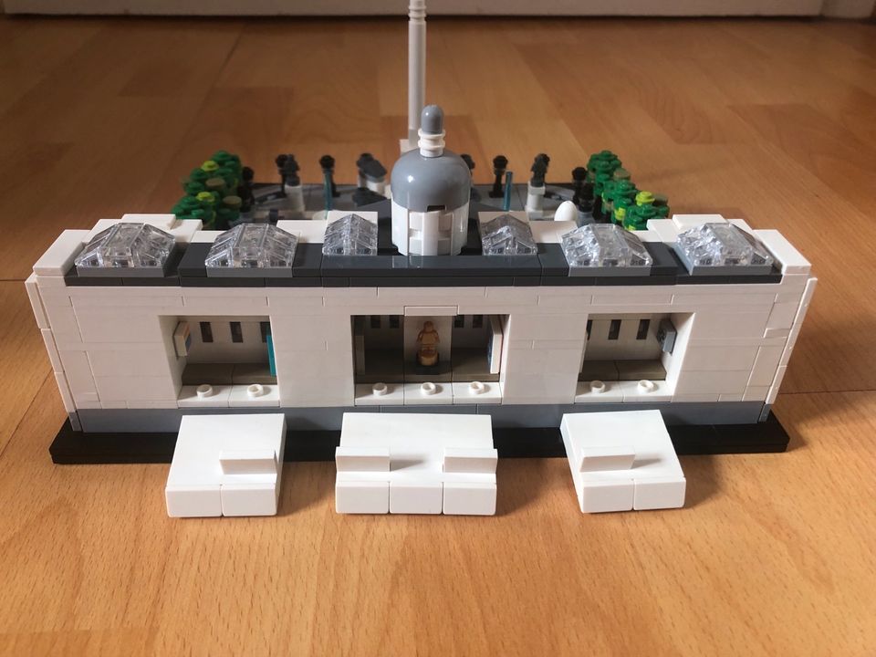 LEGO Architecture Trafalgar Square (21045)- mit Anleitung in Marburg
