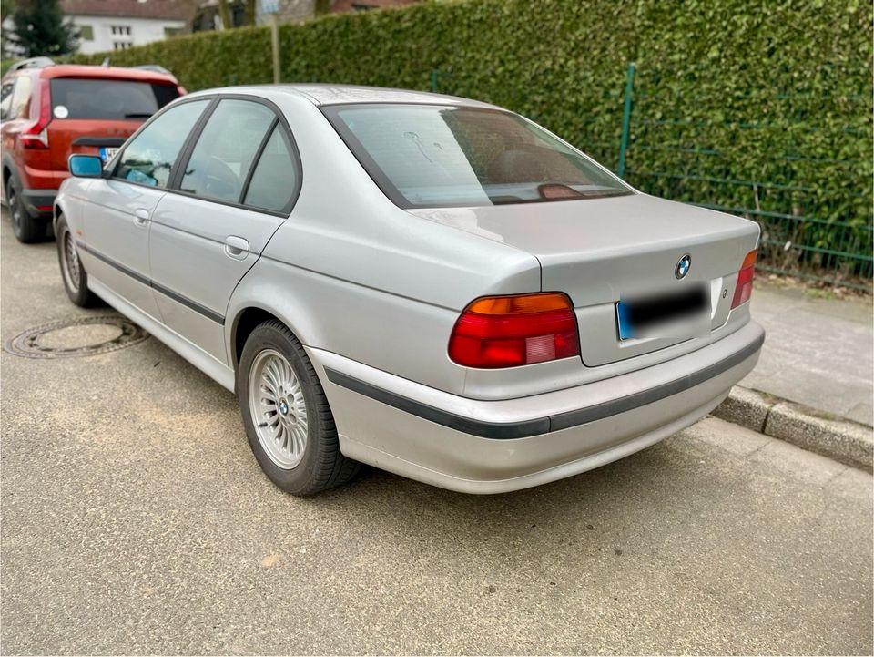 Bmw 5er 523i e39 in Voerde (Niederrhein)