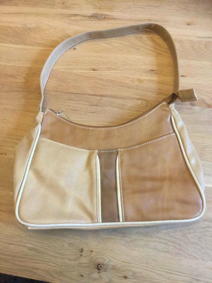 Handtasche für Damen unbenutzt braun in Regensburg