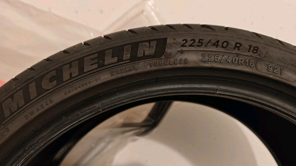 4 Stück Michelin Primacy 4, 225/40 R18  92Y in Meerane