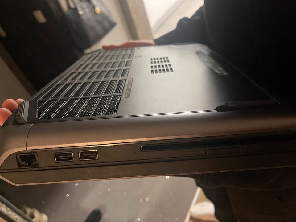 Laptop Alienware 17 p18e i7 Gaming PC in Limburgerhof