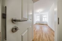 Moderner Komfort in renoviertem Altbau: Große 3-Zimmer-Wohnung mit Balkon Leipzig - Stötteritz Vorschau