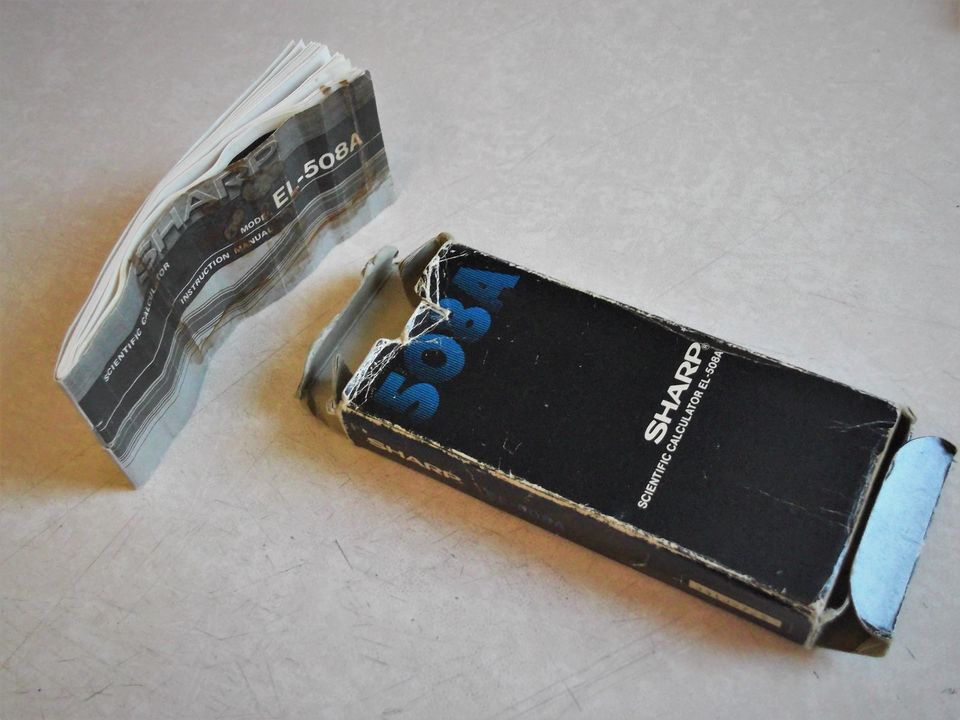 Taschenrechner Schulrechner Sharp EL-508A vintage retro 80er in Berlin