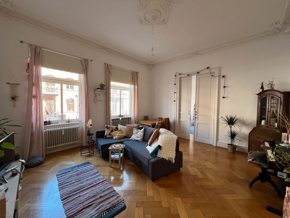 Traumhafte 2 Zimmer-Altbauwohnung in zentraler Lage (65185 WI) in Wiesbaden