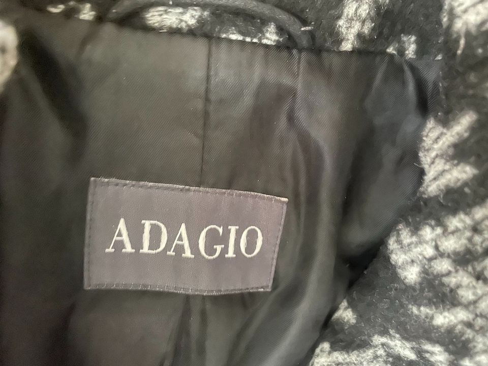 Mantel von Adagio und Pullover Gr. 40 Ist noch da! in München