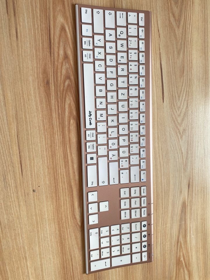 Bluetooth Tastatur in Düsseldorf