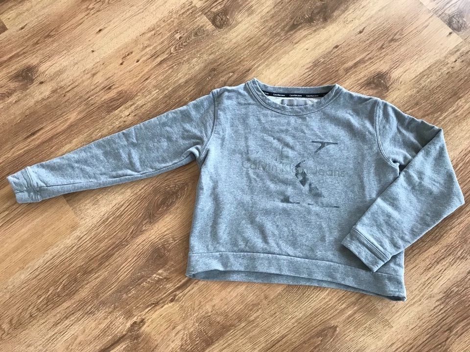 Calvin Klein Sweatshirt Pulli Pullover super Zustand 146 152 in Geestland