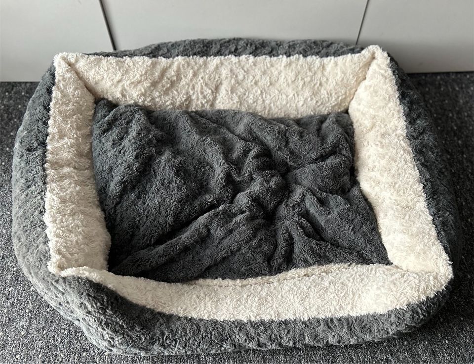 Hundebett- Hundekissen - Hundesofa - 90x70 in Magdeburg