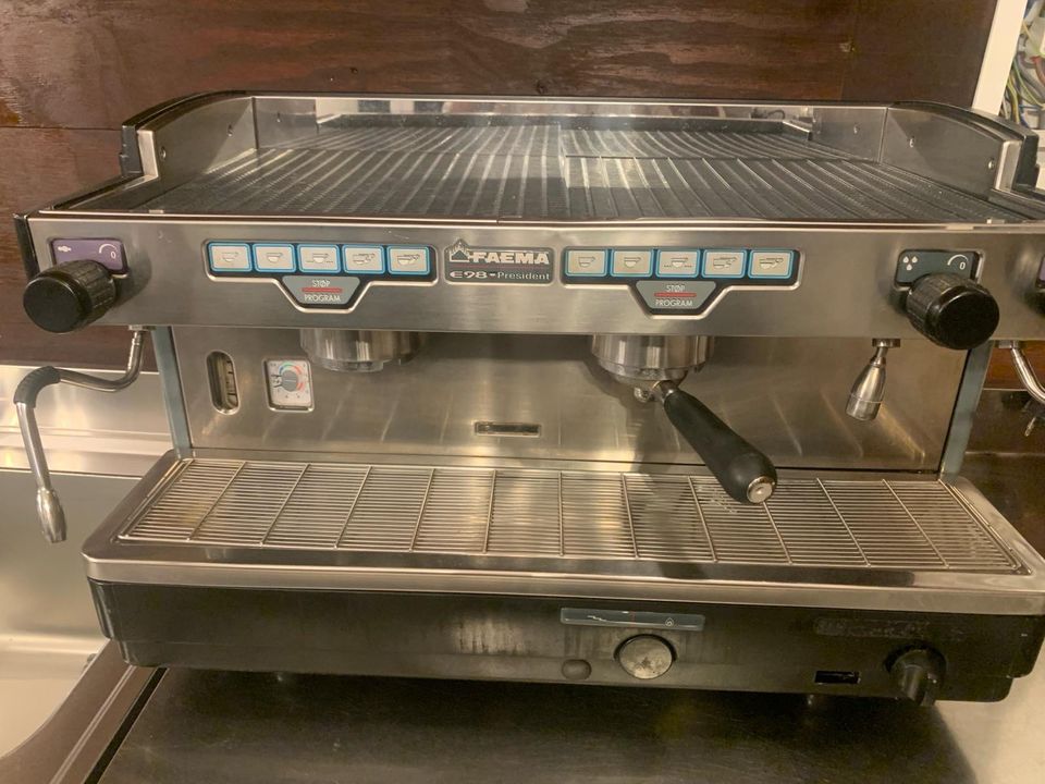 Siebträger Kaffe- & Espressomaschine in Eschweiler
