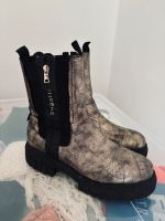 Bugatti-Winterstiefel Metallic (Größe 42) - NEU! Kr. München - Taufkirchen Vorschau