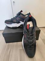 Sneaker Hugo Boss blau NEU Größe 44 Hessen - Ehringshausen Vorschau
