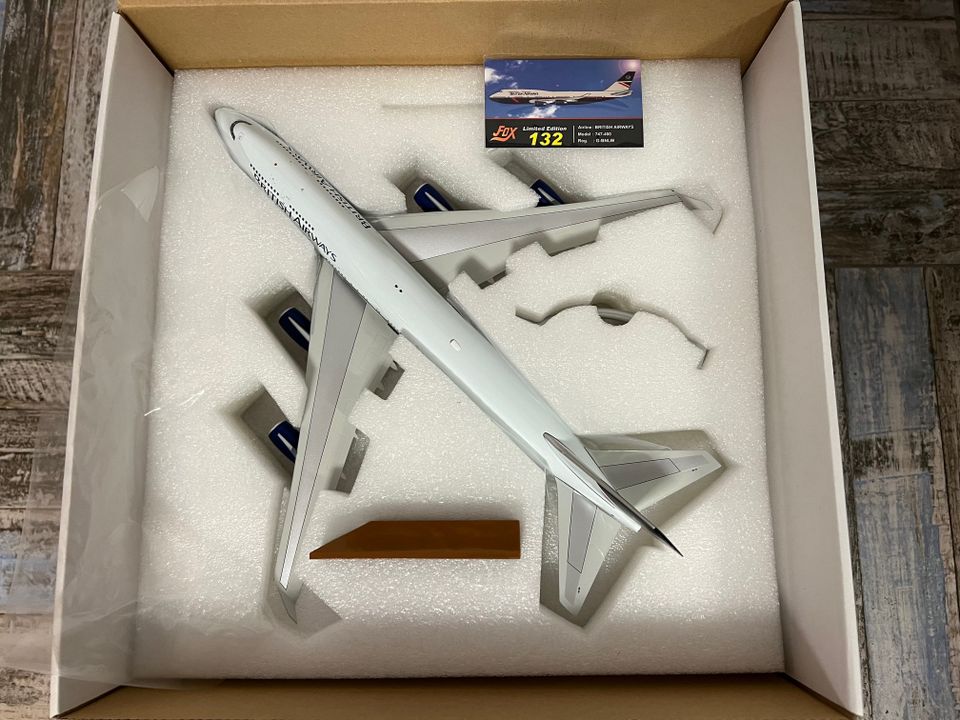 J Fox Models Boeing 747-400 British Airways (Landor livery) NEU! in Berlin