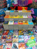 ↪️50-600 Pokémon-Karten inkl. VMAX/GX/V & Legendäre Holo-Premium Rares Pakete✅ 100% Original | Pokemon-Karten Sammel-Karten Pikachu Evoli Mewtu 2 Mew 3 Glurak | Kostenloser Versand⭐️ Rheinland-Pfalz - Idar-Oberstein Vorschau