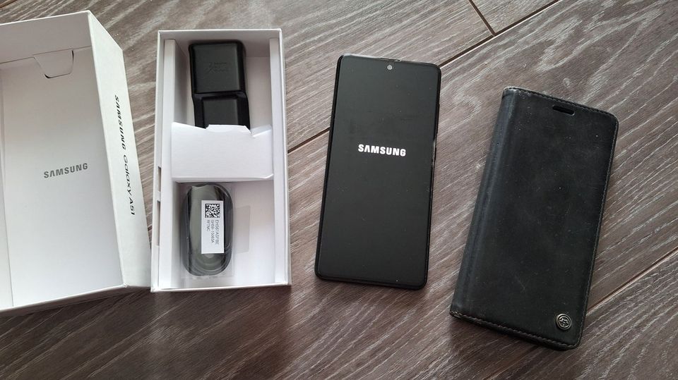 Samsung Galaxy A51 prism black 128GB/4GB RAM in Hennstedt