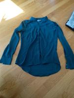Dunkelgrüne Bluse mit Bubi-Kragen Gr. 36 wie neu! H&M München - Hadern Vorschau
