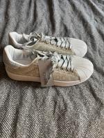 Elegante Sneakers 38 Nordrhein-Westfalen - Simmerath Vorschau