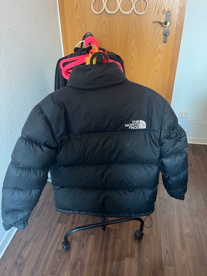 North Face Winterjacke 1996 Retro Nuptse Pufferjacke in Wedemark