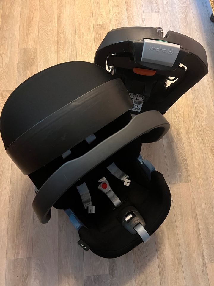 Cybex Babyschale / Kindersitz inkl. 2 Isofixstationen in Schonungen