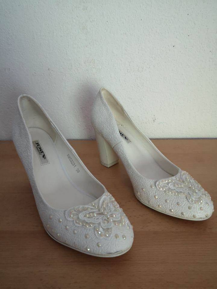 Hochzeitsschuhe weiß Pumps mit breitem Absatz Gr. 38 mit Perlen in Gleichen